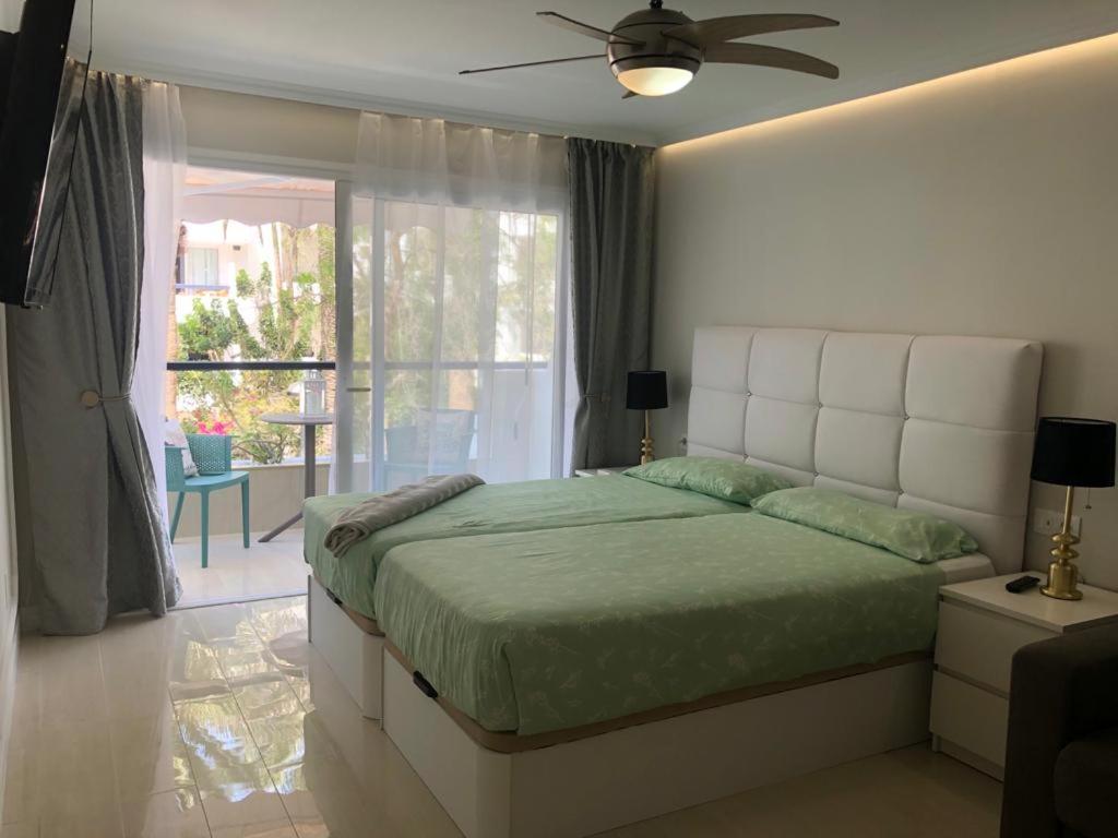 First Line Seaview Apartment Costa Adeje  Luaran gambar